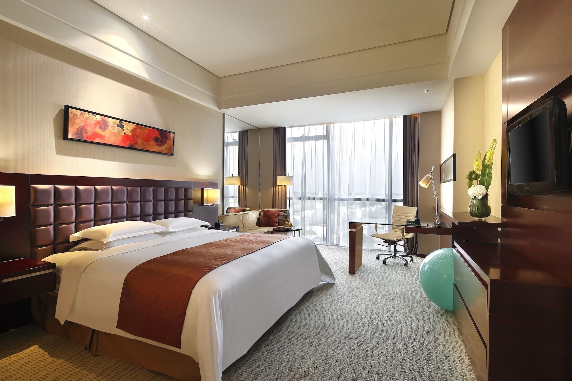 The Qube -close To Pudong International Airport And Land Hotel 5*